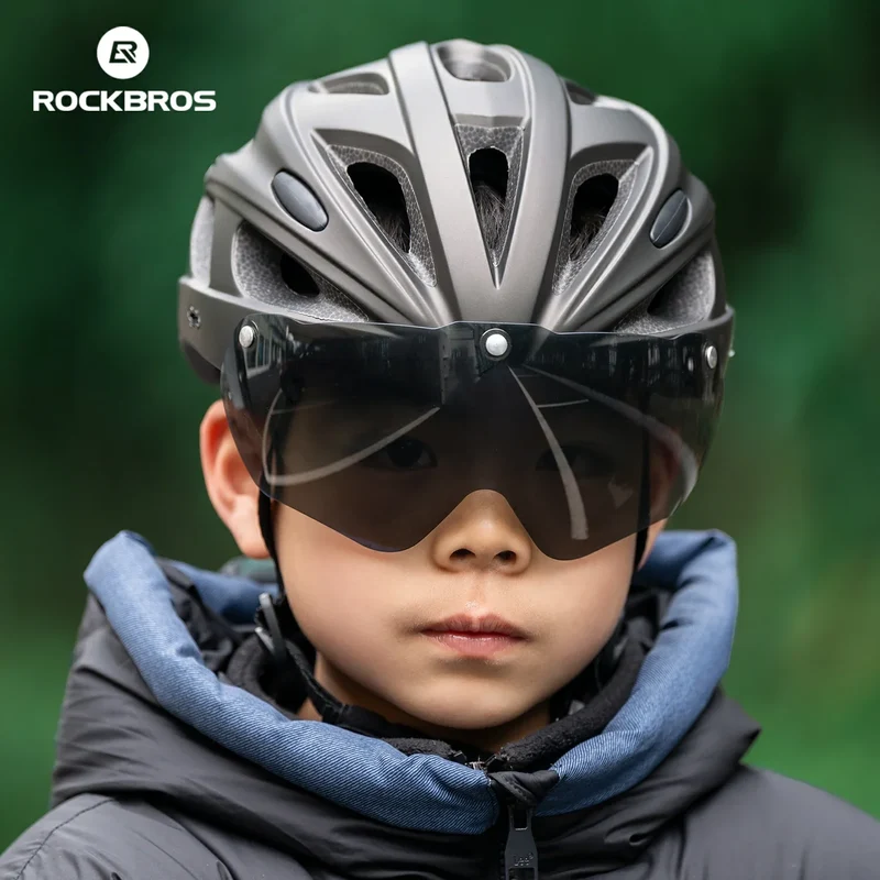 ROCKBROS Kinder Fahrradhelm mit integrierter abnehmbarer Magnetbrillen & Visier