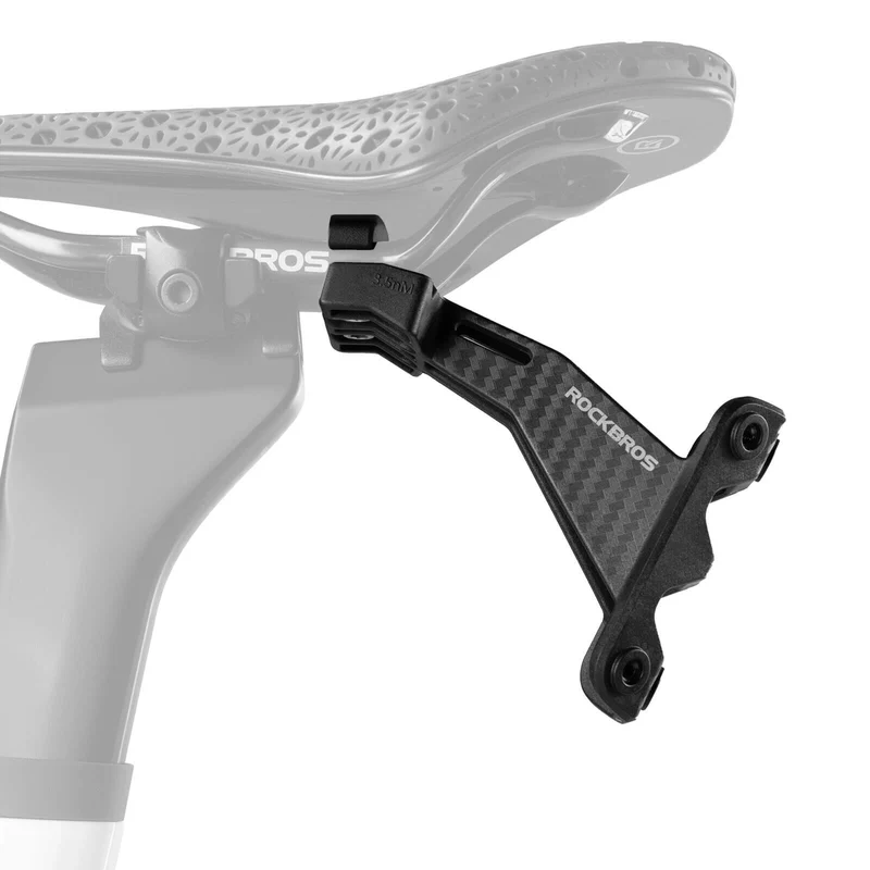 Saddle-Mounted Magnetic Gear Carry System