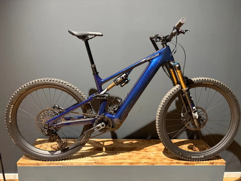 Specialized Levo 4 Pro Carbon Gloss Blue Onyx / Dark Navy / Birch 2026 | B-Ware | S4
