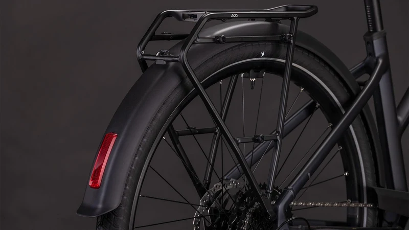 CUBE Touring Hybrid ONE 600 coal´n´chrome