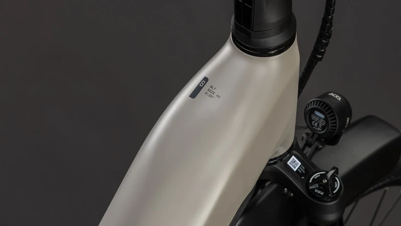 CUBE Kathmandu Hybrid ONE11 HPC SLT 800 glintsand´n´oatgrey