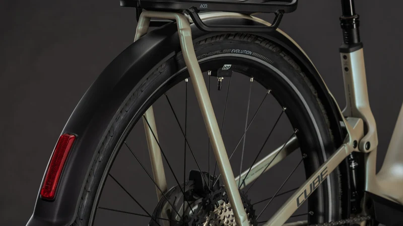 CUBE Kathmandu Hybrid ONE11 HPC SLT 800 glintsand´n´oatgrey