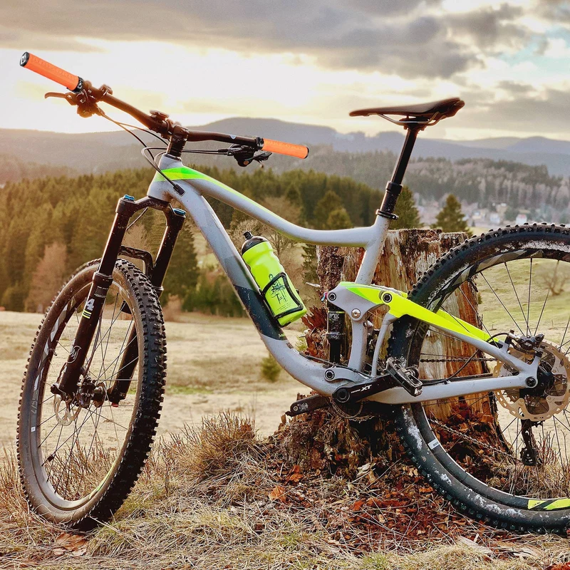 ROCKBROS Ultra-Leicht Fahrradgriffe aus Gummi mit 알루미늄 잠금 디자인