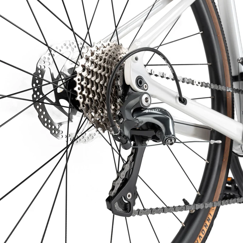 SPIN-P2M 700C Trekkingräder