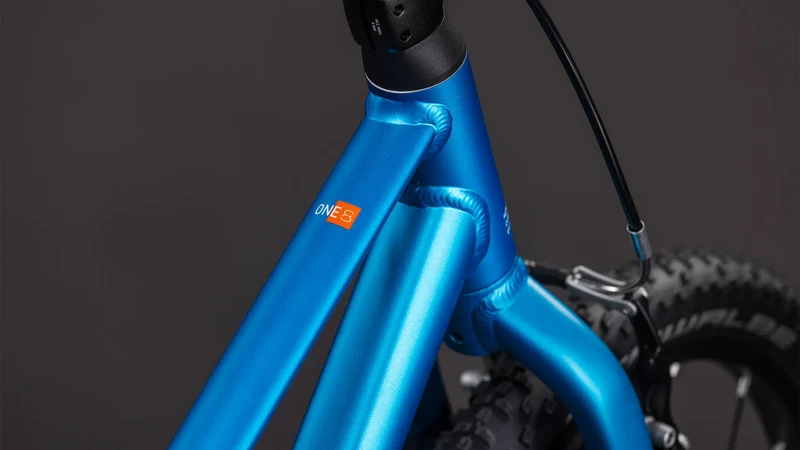 Cube Numove 180 topasblue´n´nebula 2027