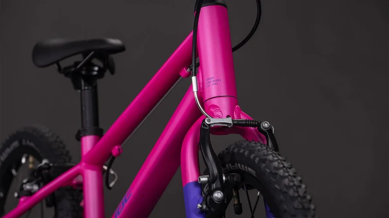 Cube Numove 160 fucsia´n´plum 2027