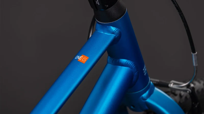Cube Numove 160 topasblue´n´nebula 2027