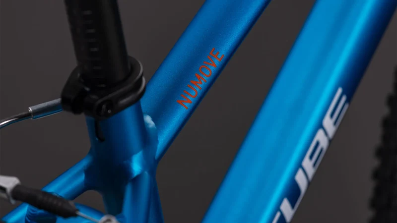 Cube Numove 140 topasblue´n´nebula 2027