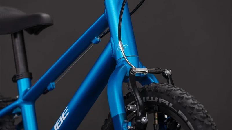 Cube Numove 140 topasblue´n´nebula 2027