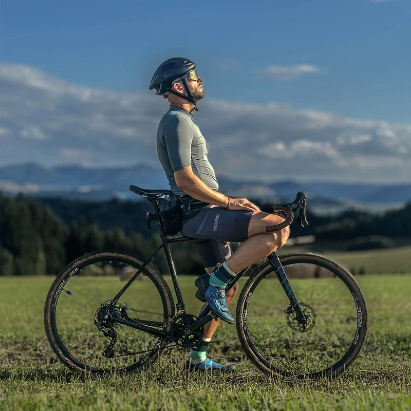 ROAD TO SKY Herren Kurzarm-Radtrikot Jersey fir MTB & Rennrad