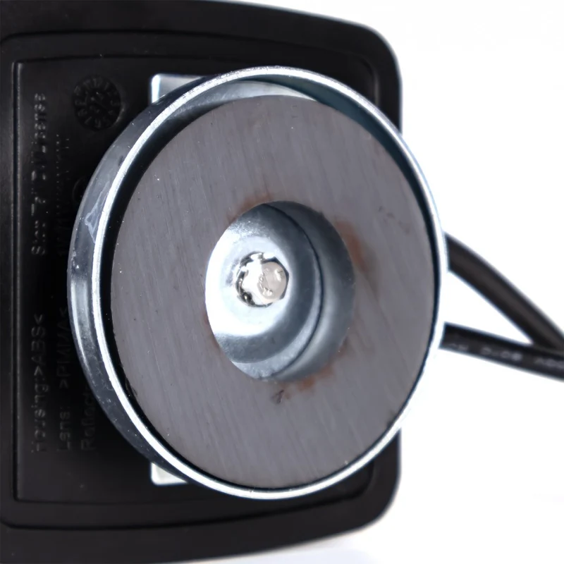 Magnetisches quadratisches Anhängerlicht- und Dreieck-Set mit 7.5 m Kabel / 7-polig