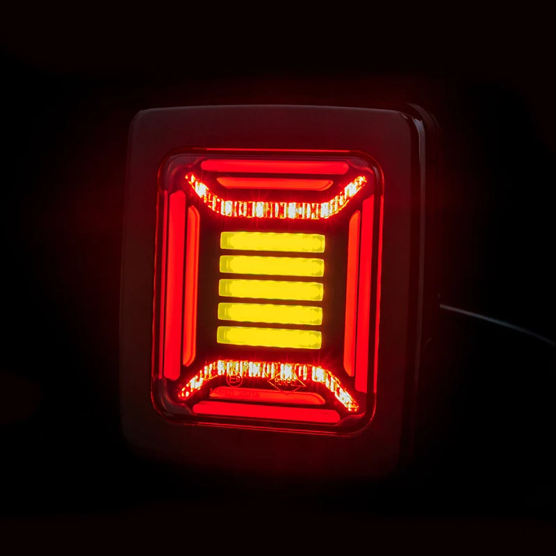 Horpol Cube Blockleuchte mit Brems-, Rück- und Blinklicht