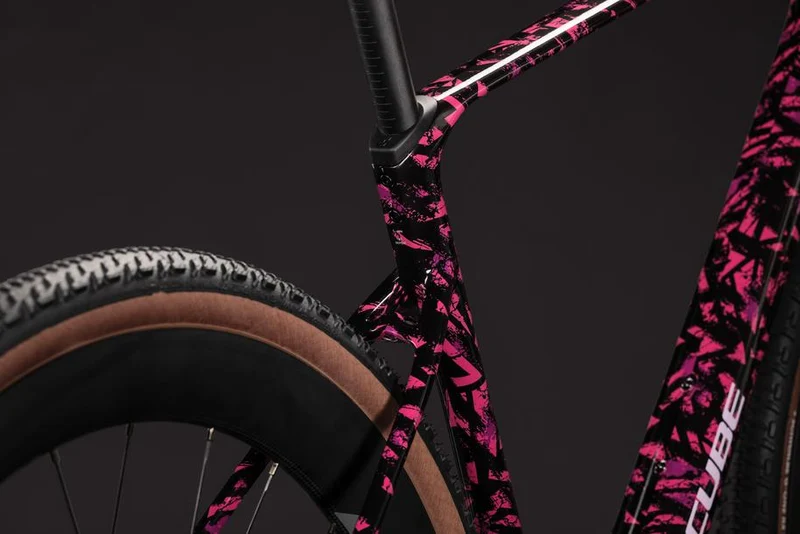 CUBE Nuroad C:62 SLX pinkaction´n´black