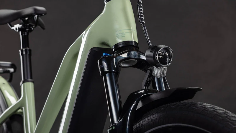 CUBE Kathmandu Hybrid ONE 800 pea´n´green
