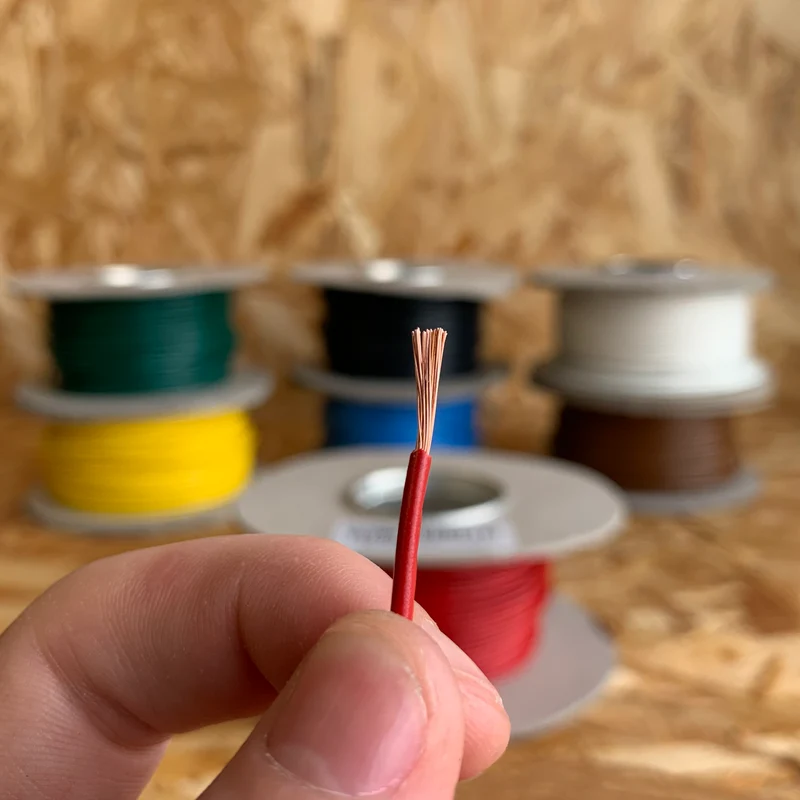 Einadriges Kfz-Kabel 1 mm² - Dünnwandig / 10-Meter-Spule