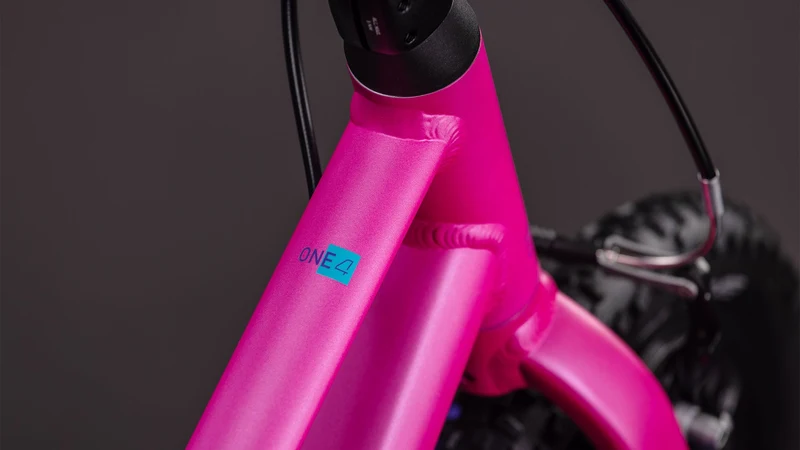 CUBE Numove 140 fucsia´n´plum