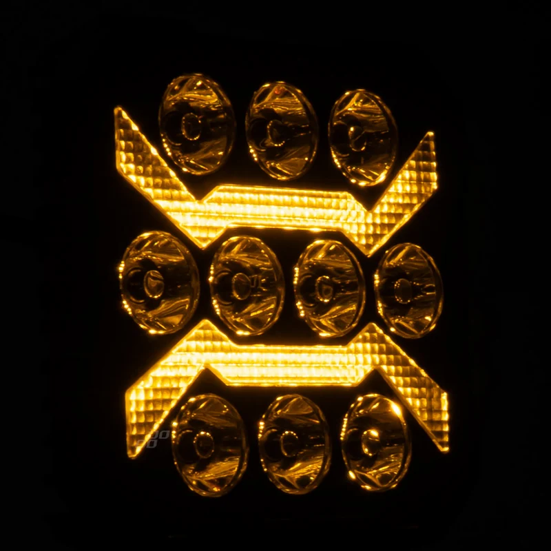 X-Style LED-Arbeitsleuchte mit bernsteinfarbenem Tagfahrlicht/Spotlicht