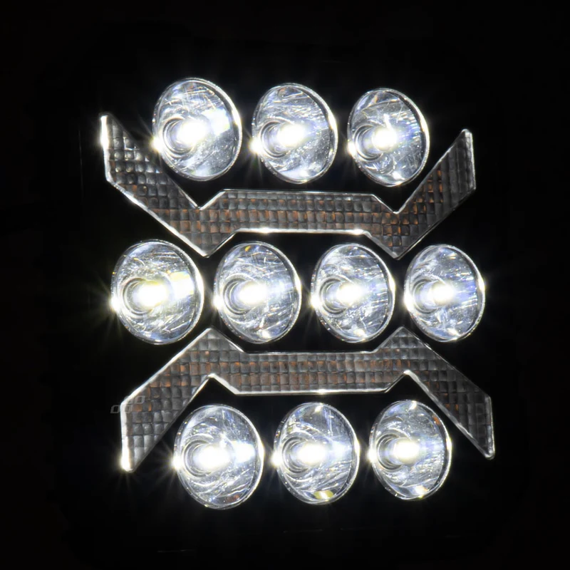 X-Style LED-Arbeitsleuchte mit bernsteinfarbenem Tagfahrlicht/Spotlicht