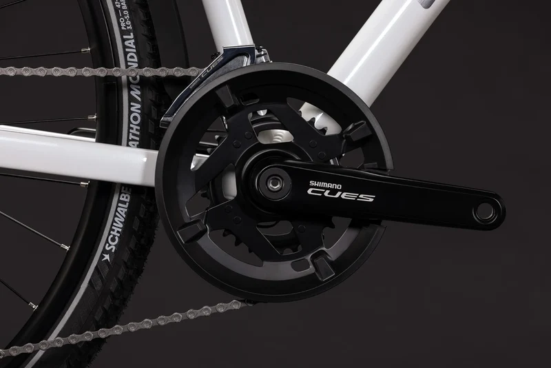 Cube Kathmandu Pro metallicwhite´n´chrome 2027