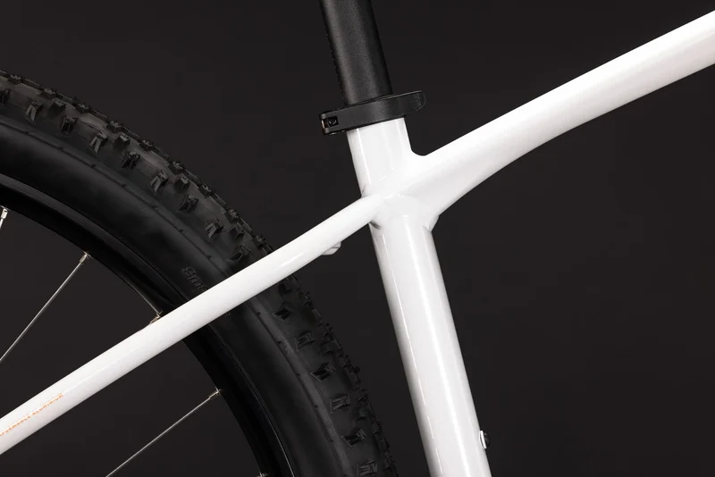 CUBE Aim ONE metallicwhite´n´black