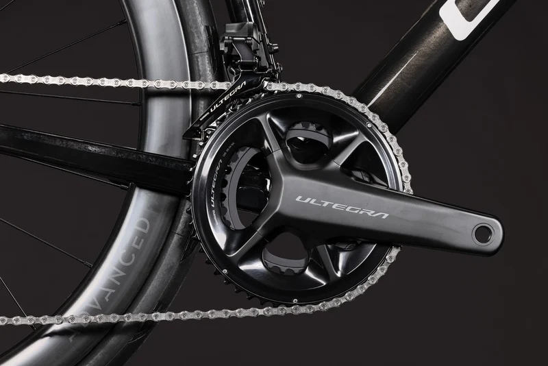 Cube Attain C:62 SLT carbon´n´white 2027