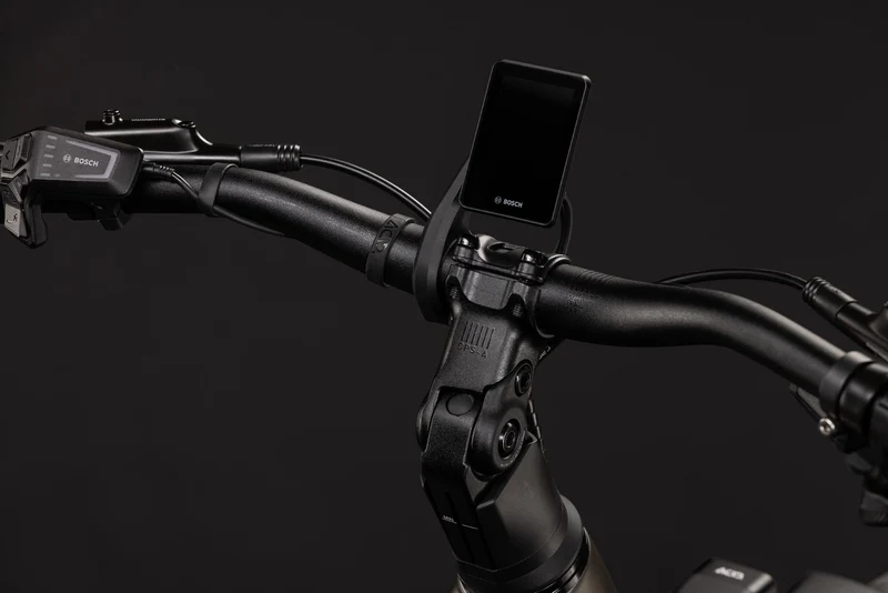 CUBE Touring Hybrid Pro 800 metallicumbra´n´black
