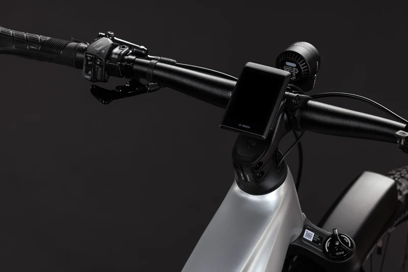 CUBE Reaction Hybrid SLX 800 FE platinum´n´reflex