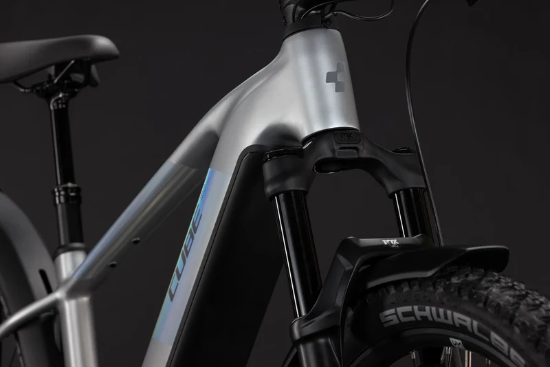 CUBE Reaction Hybrid SLX 800 FE platinum´n´reflex