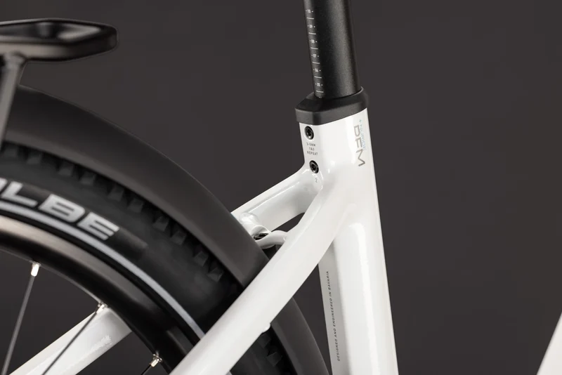 Cube Nuride Hybrid Performance 720 metallicwhite´n´grey EE 2027