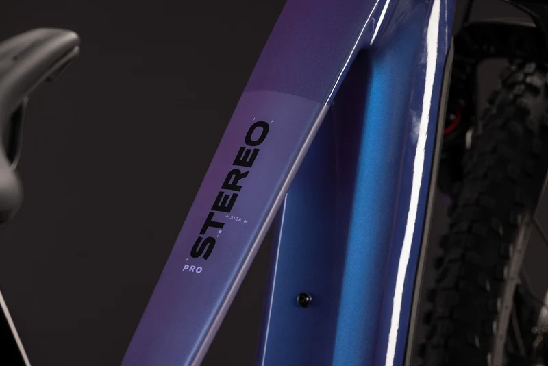 CUBE Stereo Hybrid ONE44 Pro 800 blueiris´n´purple