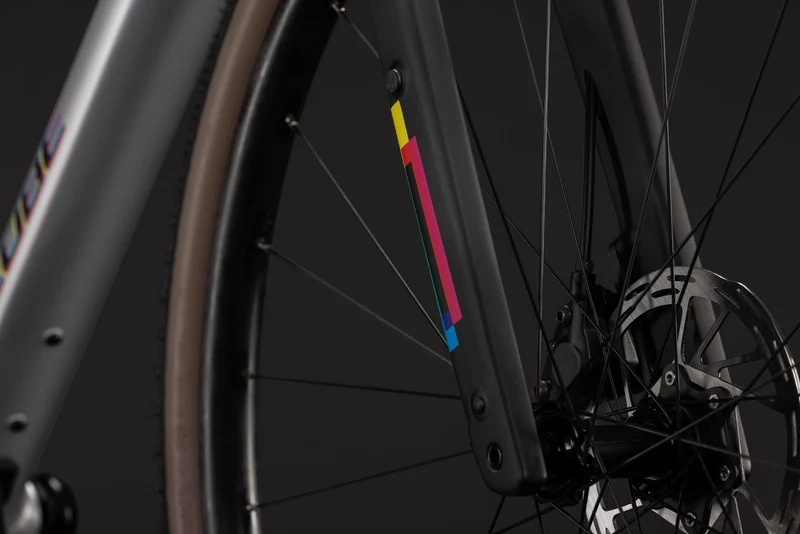 CUBE Nuroad SLX spaceship´n´cmyk