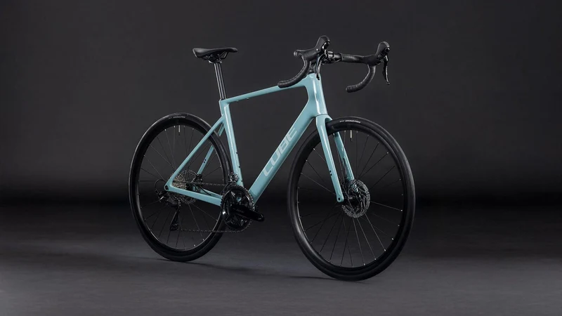 CUBE Attain C:62 Race skylightblue´n´cyan