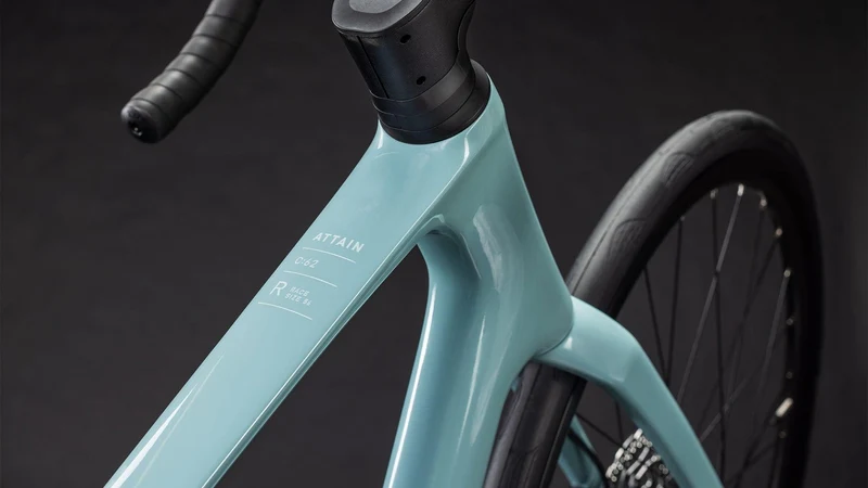 CUBE Attain C:62 Race skylightblue´n´cyan