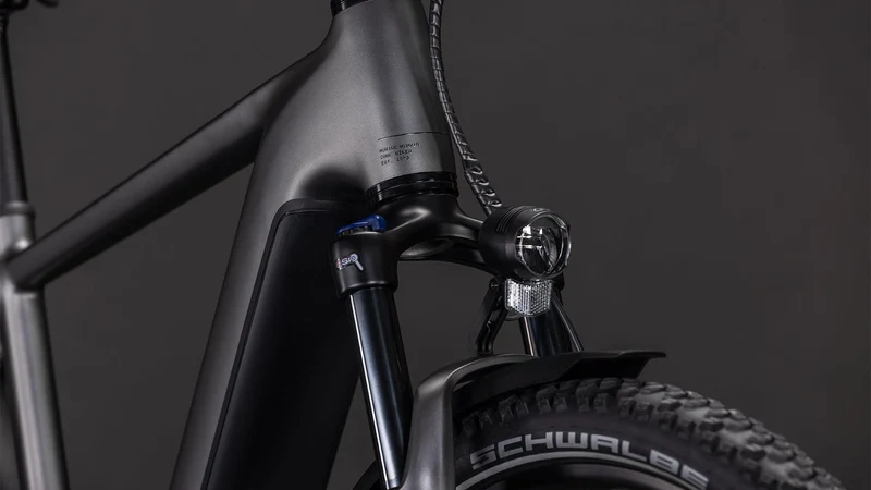 CUBE Nuride Hybrid Performance 600 slapgrey´n´black