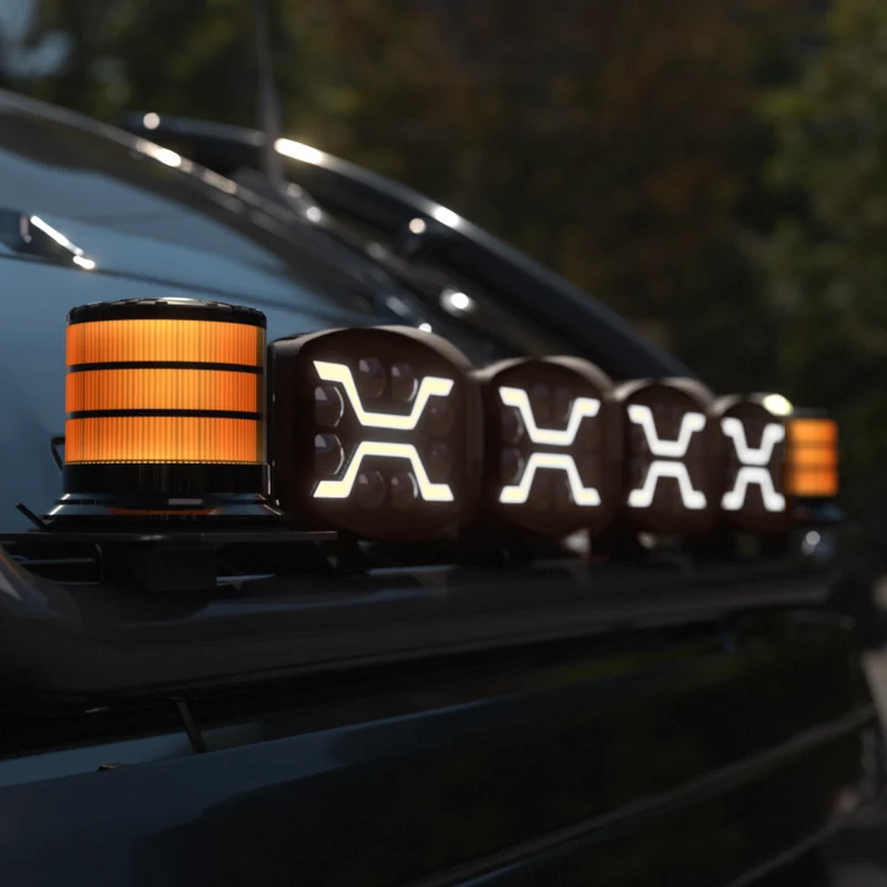 Dunkler X-Spider LED-Scheinwerfer mit weißem Tagfahrlicht und Stroboskopfunktion / 9"