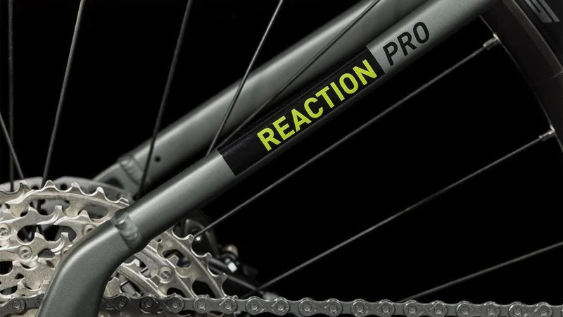 CUBE Reaction Hybrid Pro 625 flashgrey´n´green