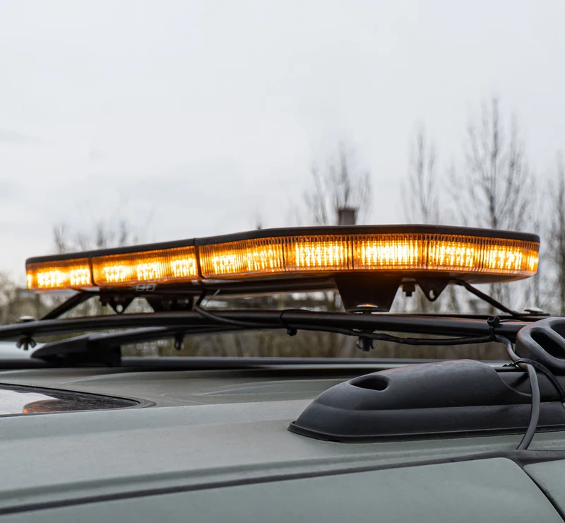 LED-Notsignal-Dachlichtleiste / 46 Zoll / 1170 mm