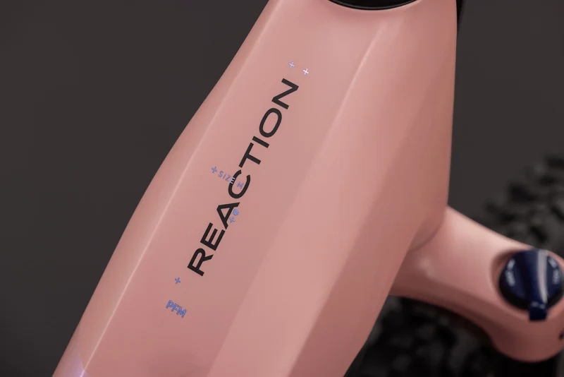 Cube Reaction Hybrid Performance 720 ruby´n´black EE 2027