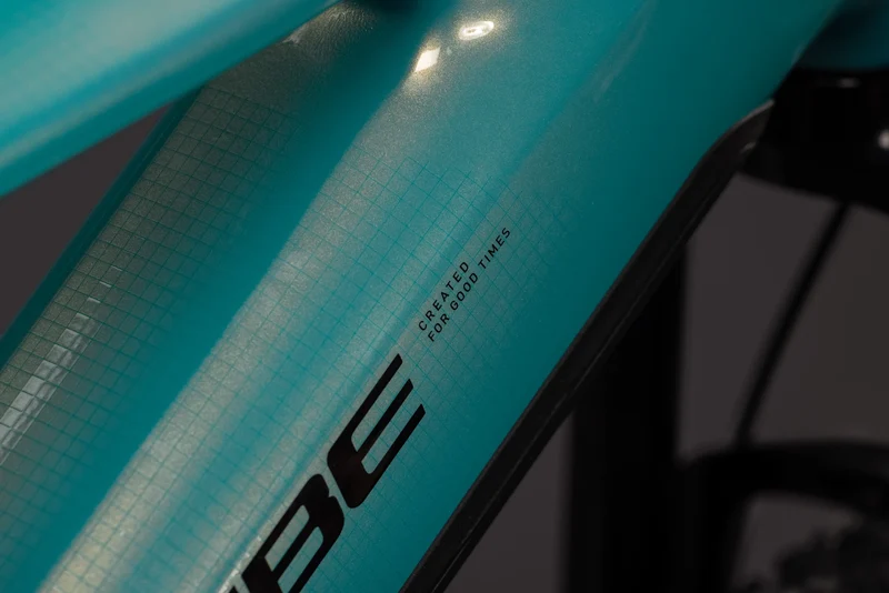 Cube Reaction Hybrid Performance 720 maldivian´n´black 2027
