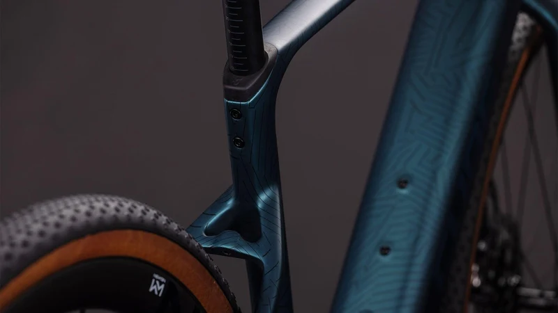 CUBE Nuroad Hybrid C:62 SLT 400X royalgreen´n´crisscross