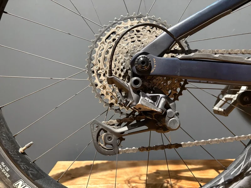 Orbea Rise M10 Coal Blue - Red Gold | Gebrauchtrad | M
