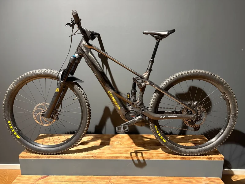 Orbea WILD M10 Cosmic Carbon View | Gebrauchtrad | M