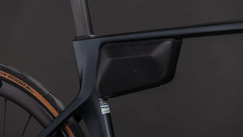 Cube Agree C:62 SLX nightshift´n´prism 2026