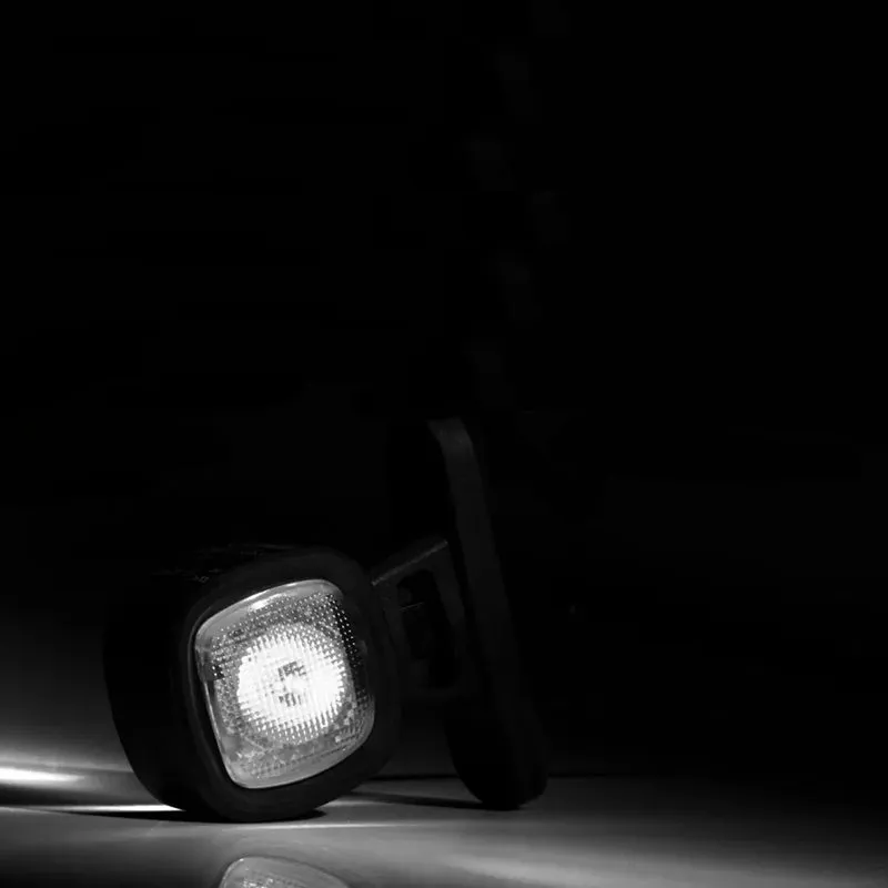 Fristom Kompakte LED-Umrissleuchte / Rot und Weiß