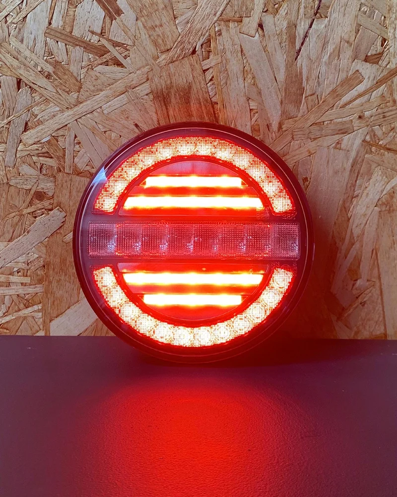 Fristom Runde Anhängerlampe im Hamburger-Stil mit dynamischer Anzeige