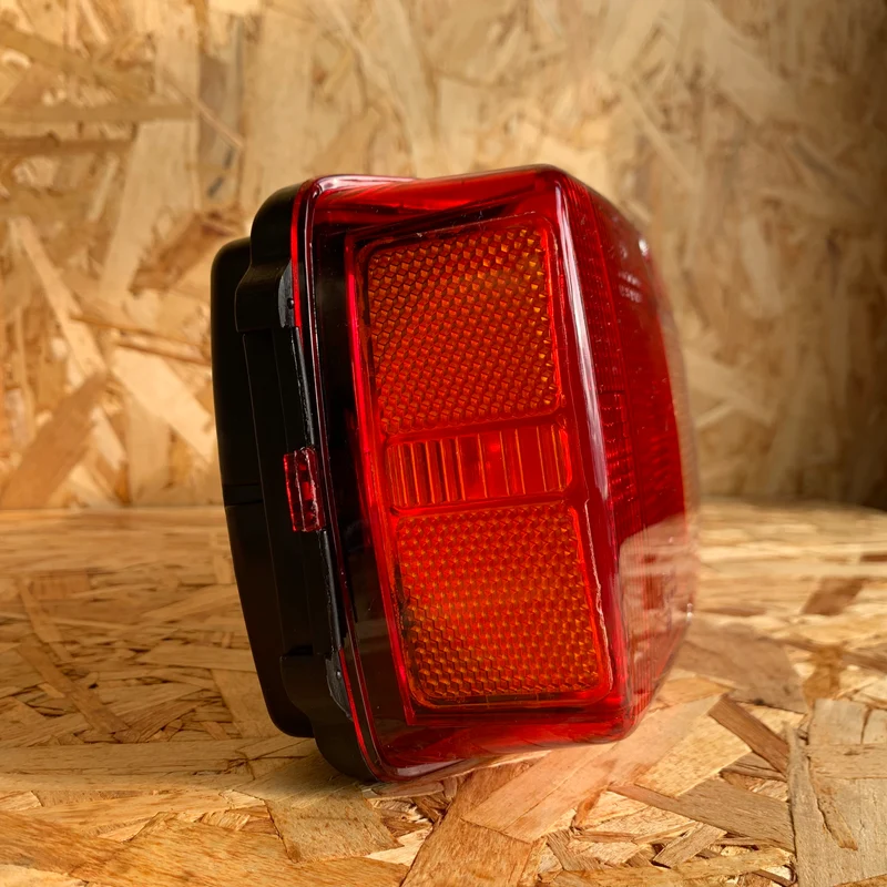 Volvo-LKW-Rücklicht FM / FL-Serie