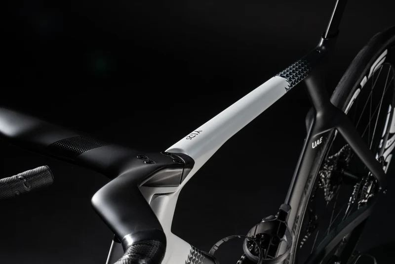 Colnago Y1RS Disc Sram Red AXS E1 black/white 2026