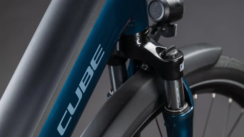 CUBE Supreme RT Hybrid Comfort EX 600 nautica´n´prism