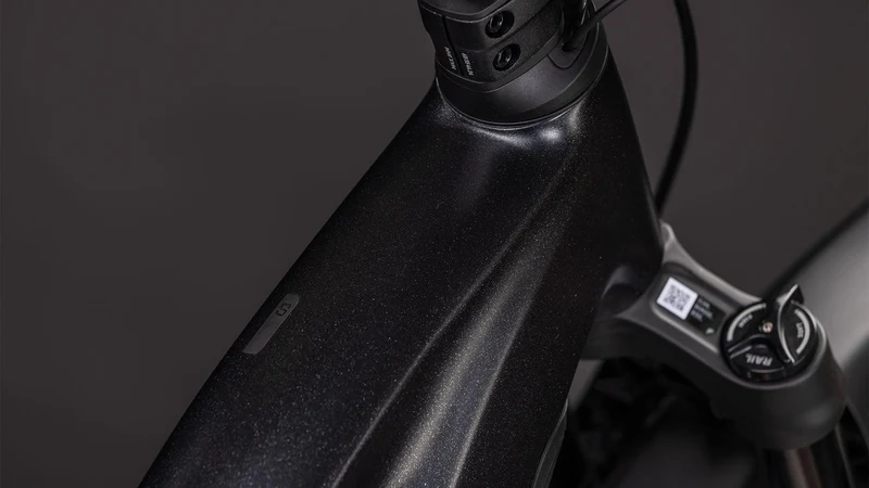 CUBE Reaction Hybrid SLX 800 FE silverdust´n´chrome