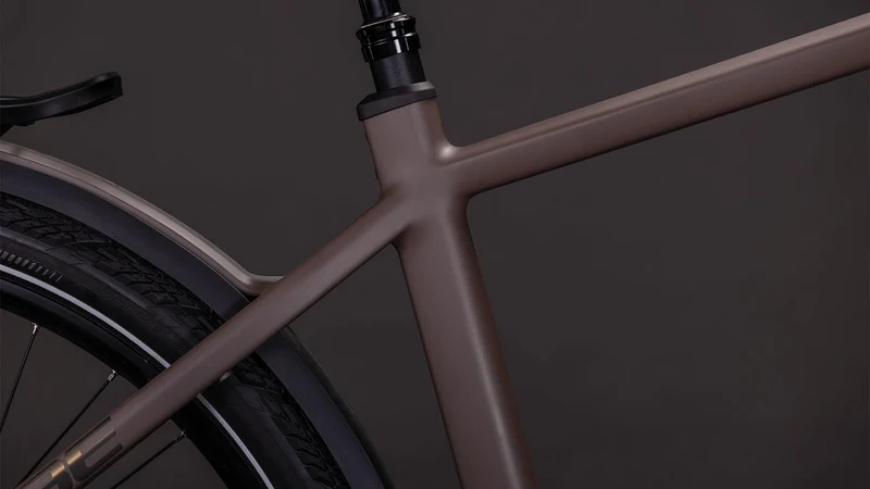 CUBE Kathmandu Hybrid EXC 800 cedar´n´chrome